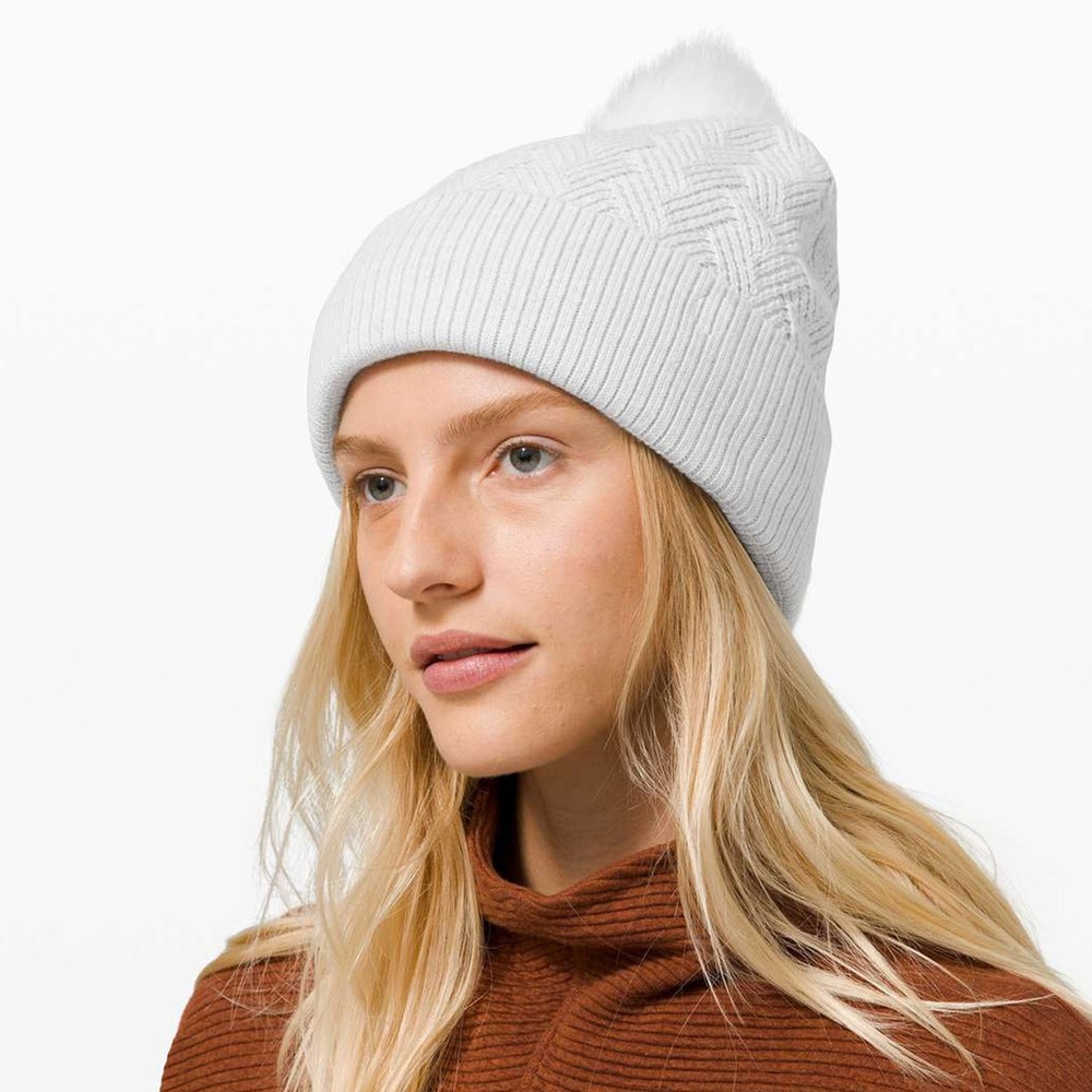 LULULEMON Sherpa Weave Pom Beanie
